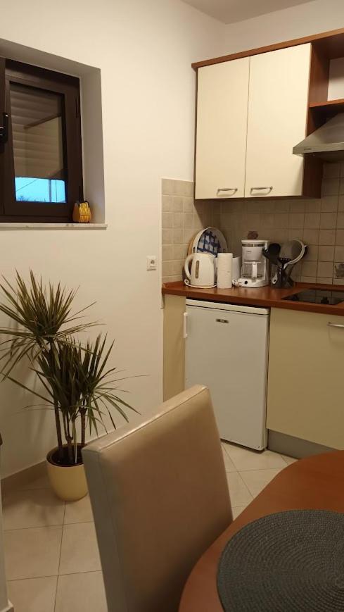 Studio Apartman Casper Zadar Exteriör bild