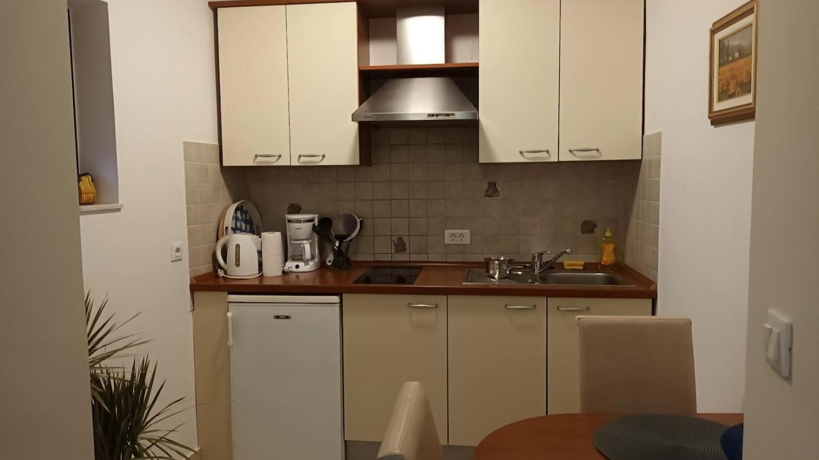 Studio Apartman Casper Zadar Exteriör bild